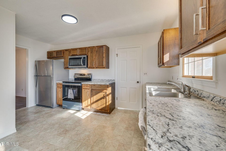 Photo #12: 107 Mountain View Circle