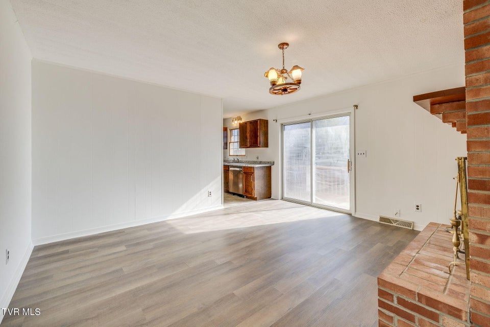 Photo #16: 107 Mountain View Circle