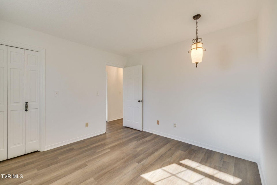 Photo #28: 107 Mountain View Circle