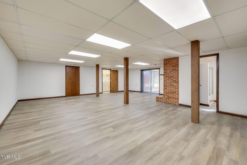 Photo #31: 107 Mountain View Circle