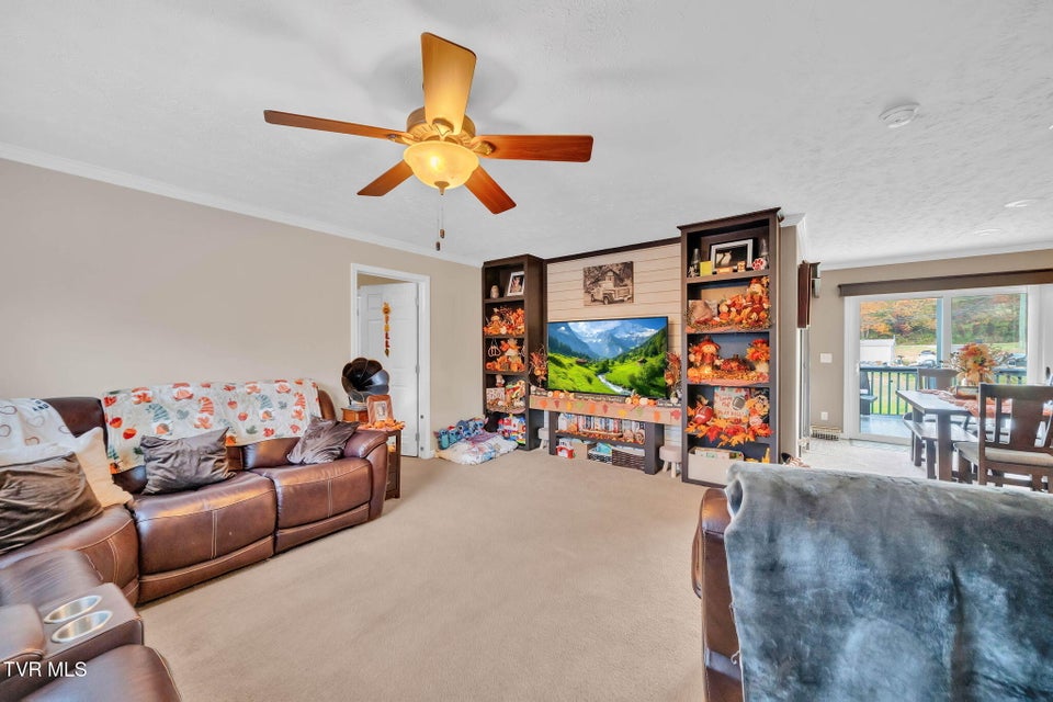 Photo #6: 545 Old Stage Trail