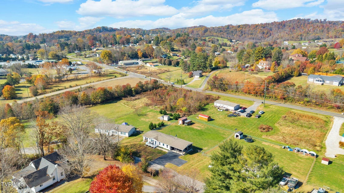 Photo #35: 545 Old Stage Trail