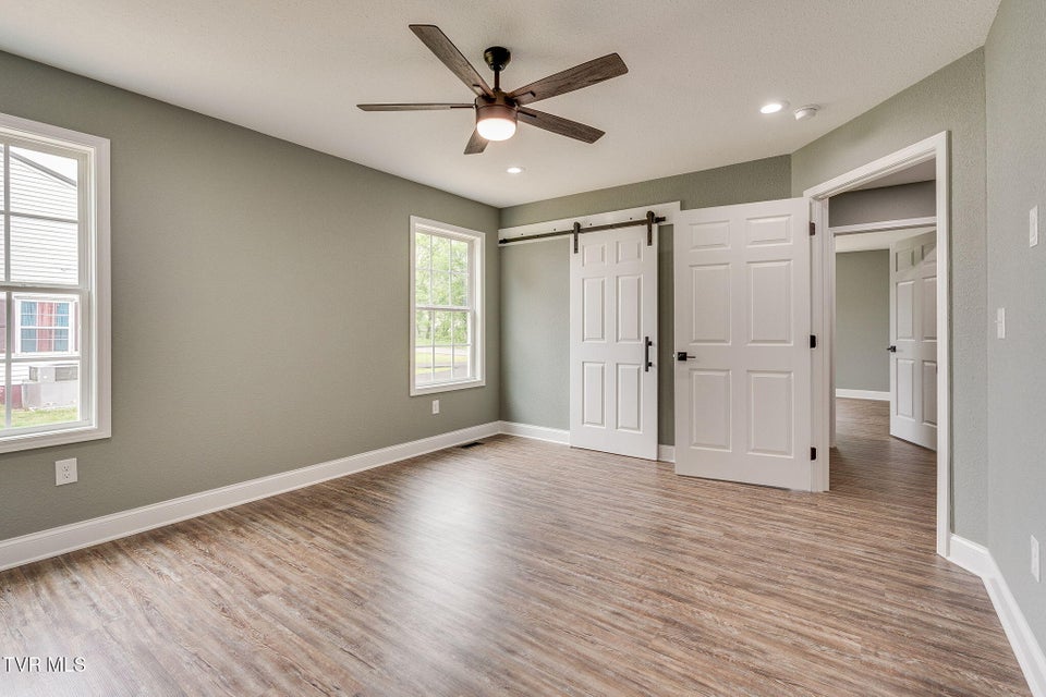 Photo #15: 112 Holston View Drive