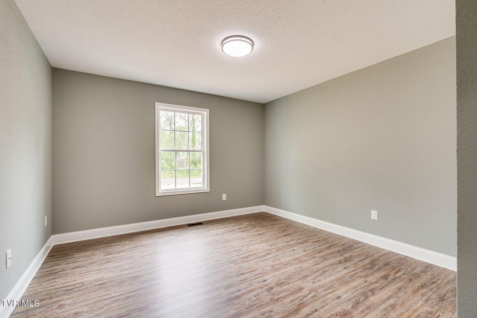 Photo #22: 112 Holston View Drive