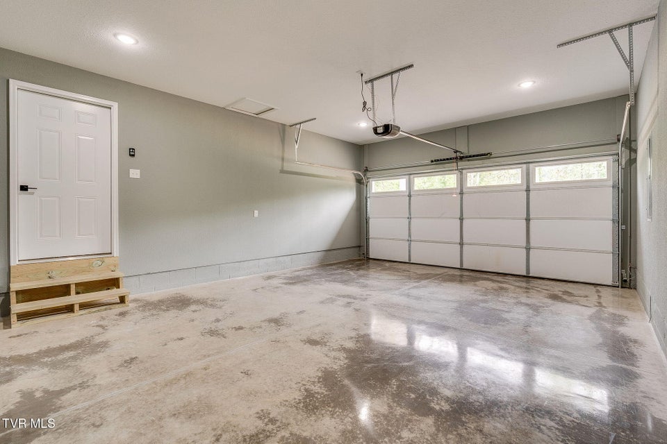 Photo #25: 112 Holston View Drive