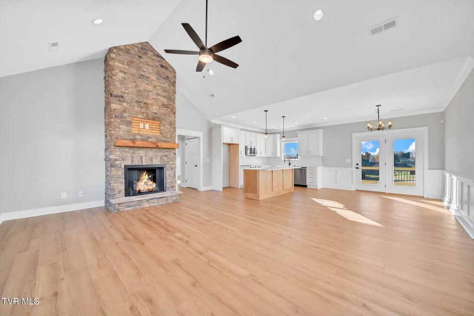 Photo #3: 1419 Cabot Cove