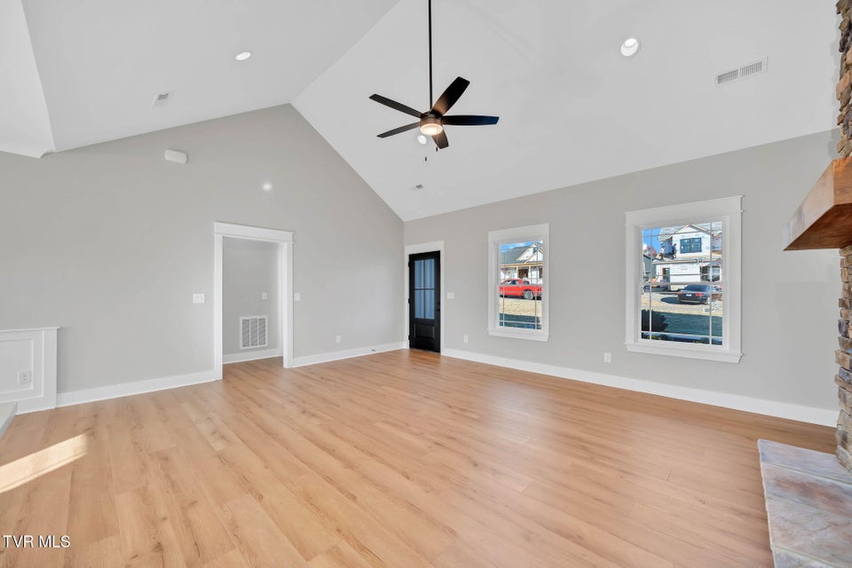 Photo #5: 1419 Cabot Cove