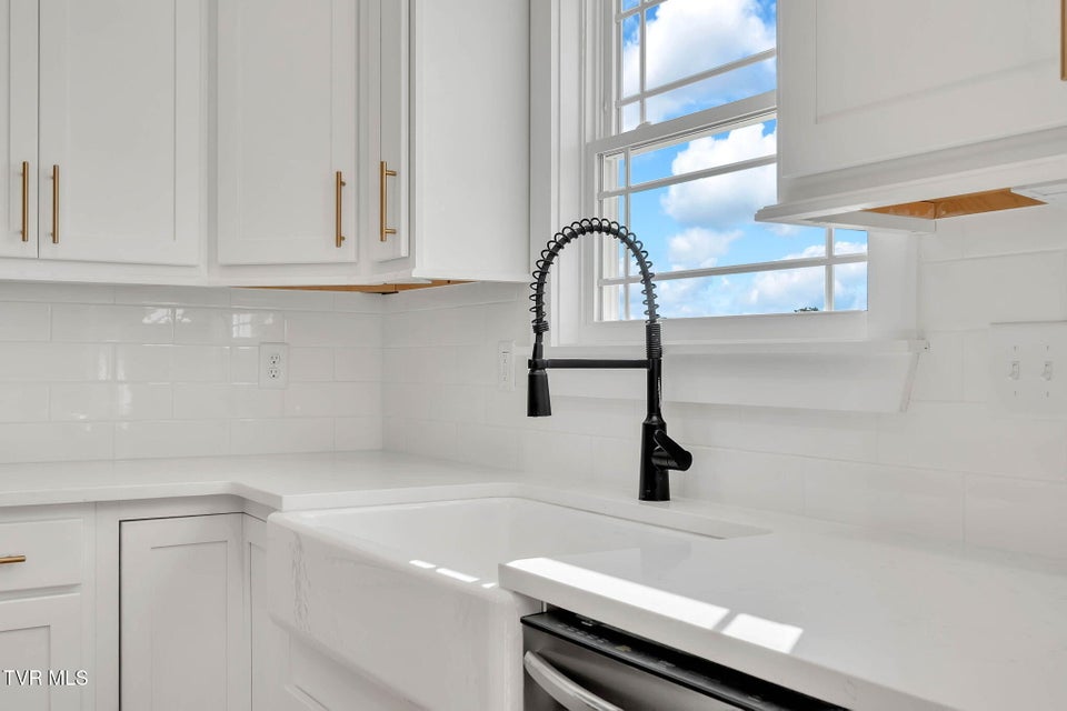 Photo #11: 1419 Cabot Cove