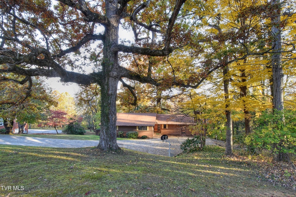 Photo #5: 201 Ridgecrest Drive