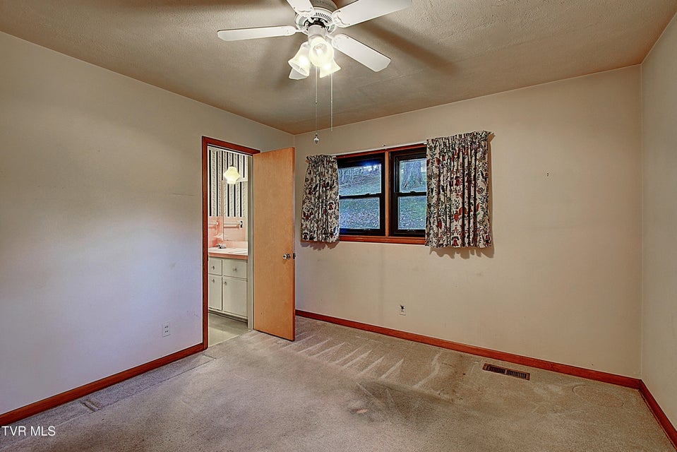 Photo #37: 201 Ridgecrest Drive