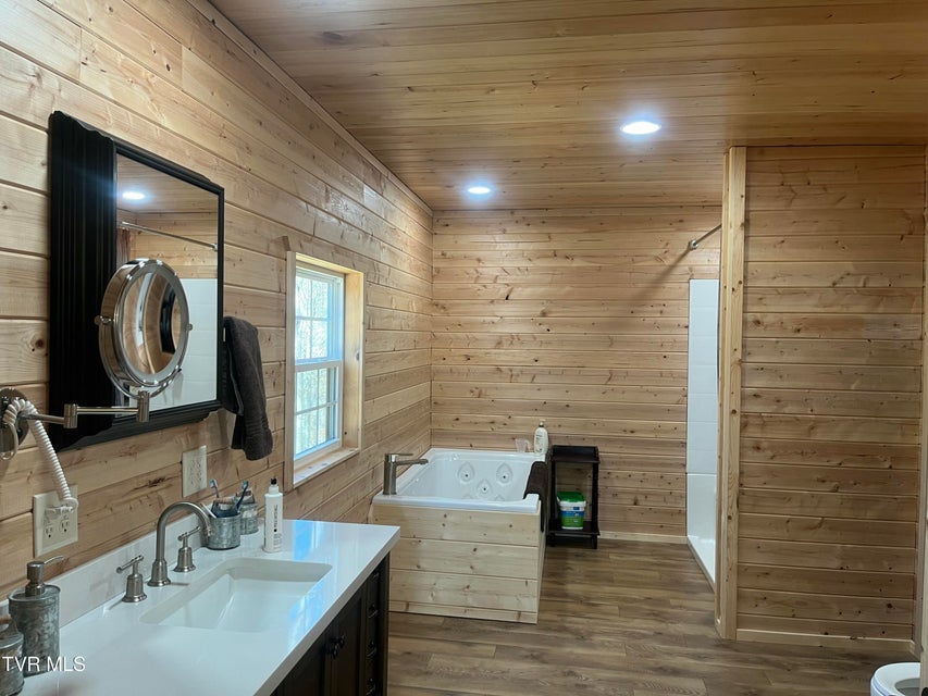 Photo #8: 1575 Rice Creek Road