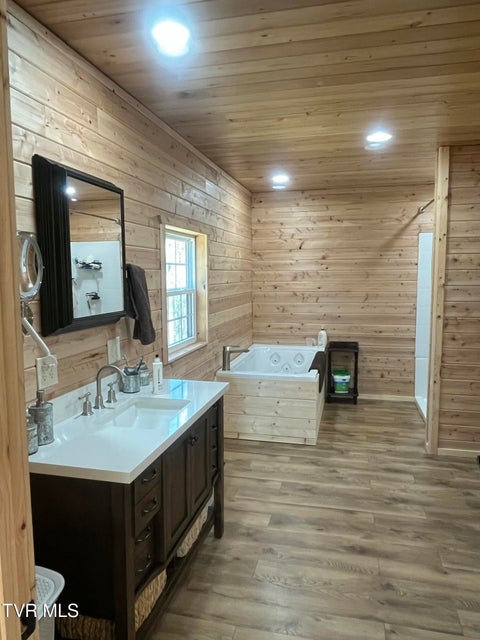 Photo #9: 1575 Rice Creek Road