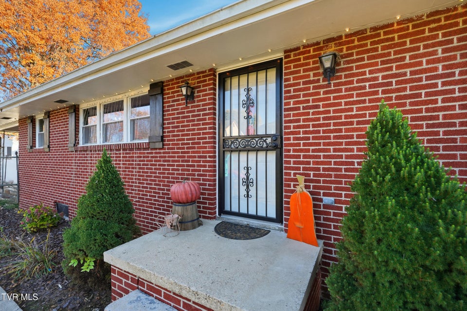 Photo #4: 432 Dogwood Street