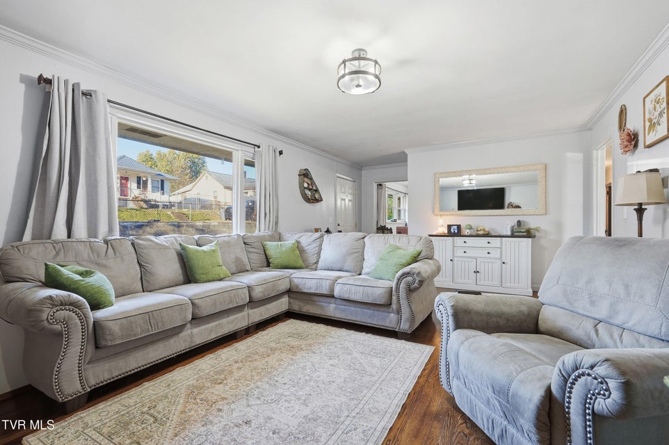 Photo #6: 432 Dogwood Street