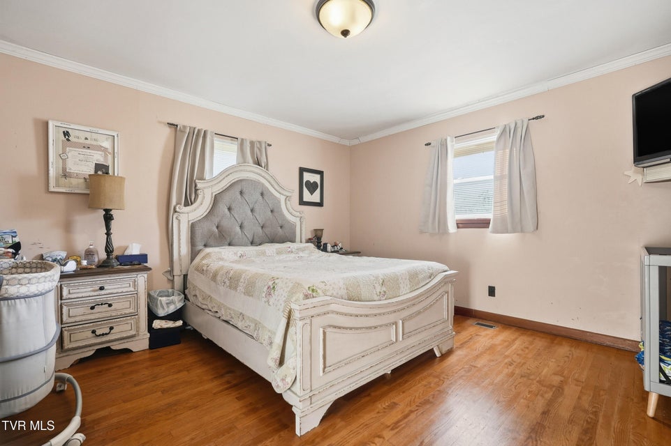 Photo #17: 432 Dogwood Street