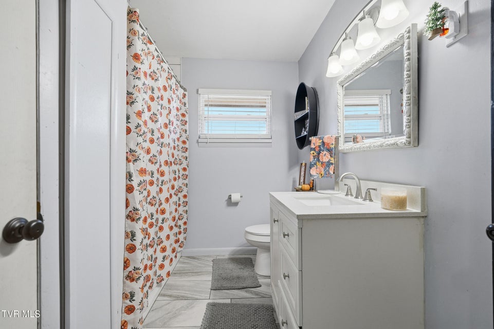 Photo #19: 432 Dogwood Street