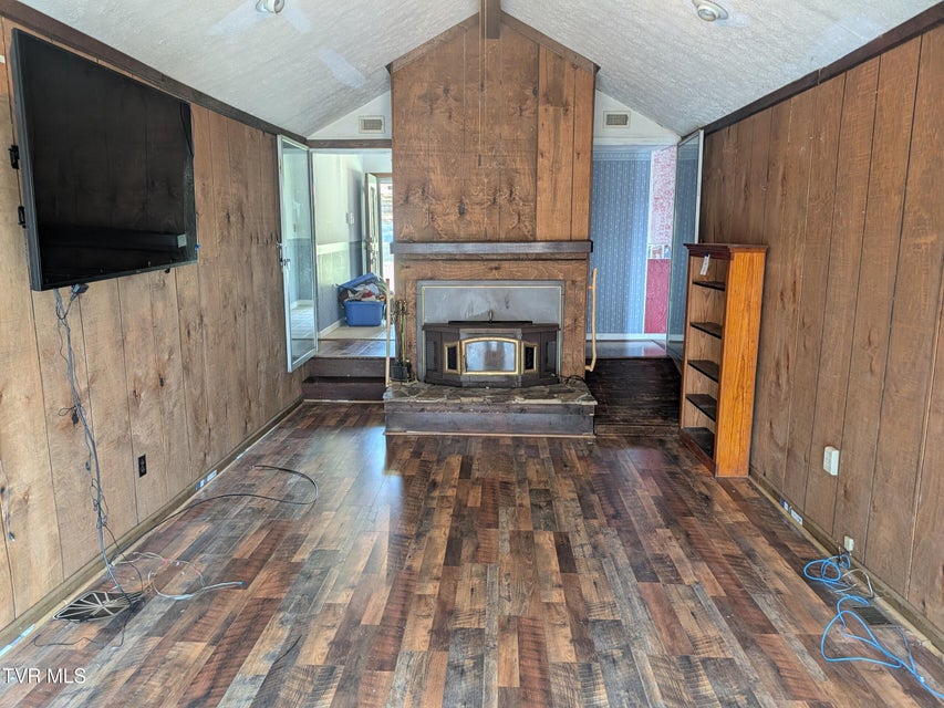 Photo #6: 14080 Dennis Drive