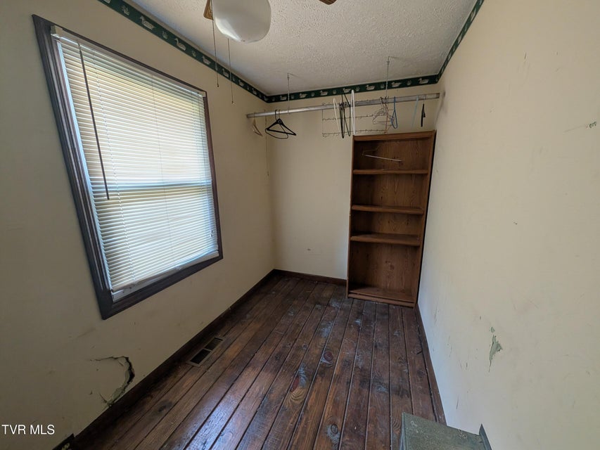 Photo #18: 14080 Dennis Drive