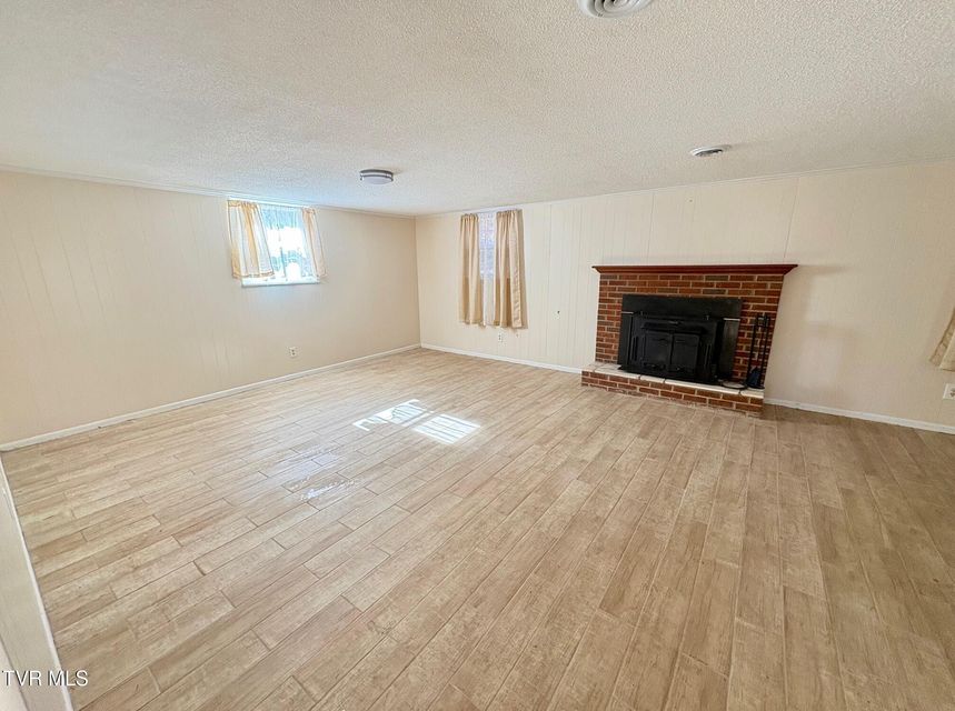 Photo #53: 1806 Dellwood Circle