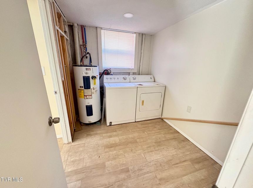 Photo #57: 1806 Dellwood Circle