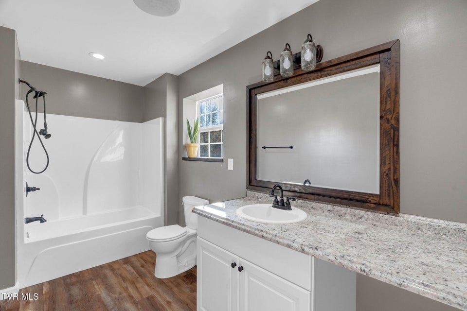 Photo #33: 105 London Pvt Drive