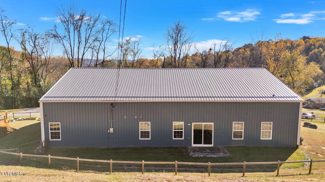 Photo #8: 105 London Pvt Drive