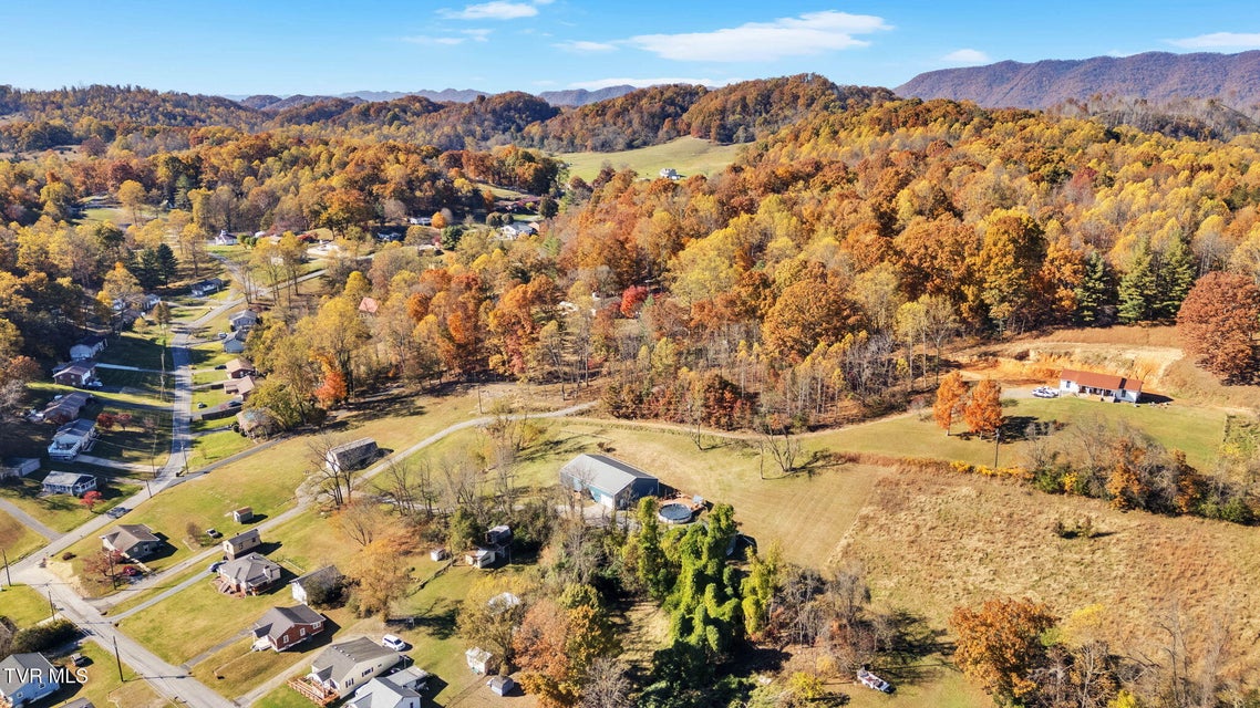 Photo #51: 105 London Pvt Drive