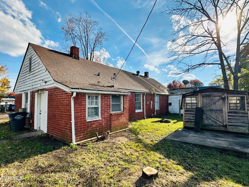 Photo #21: 365 Sewanee Avenue