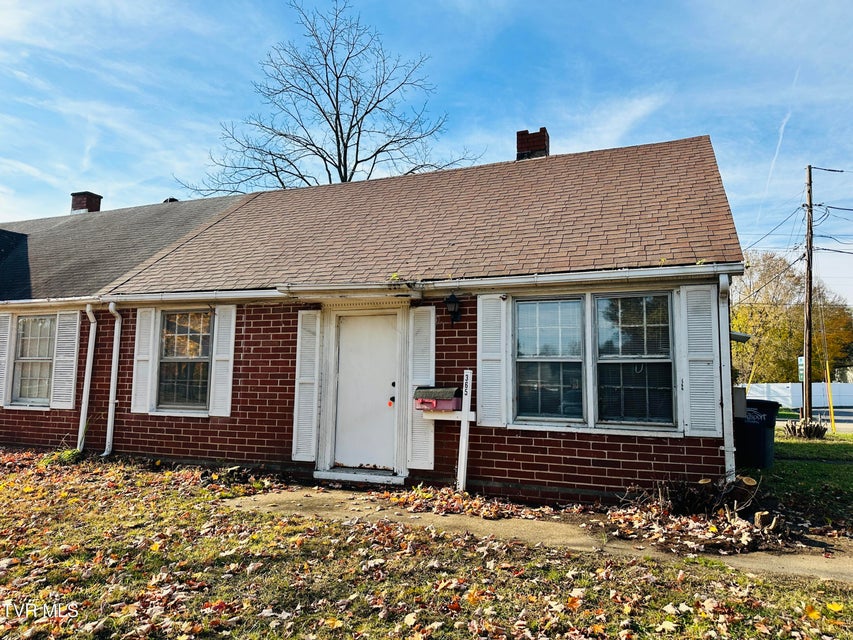 Photo #23: 365 Sewanee Avenue