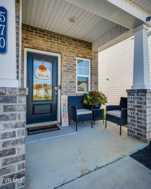 Photo #3: 570 Sedgewick Way