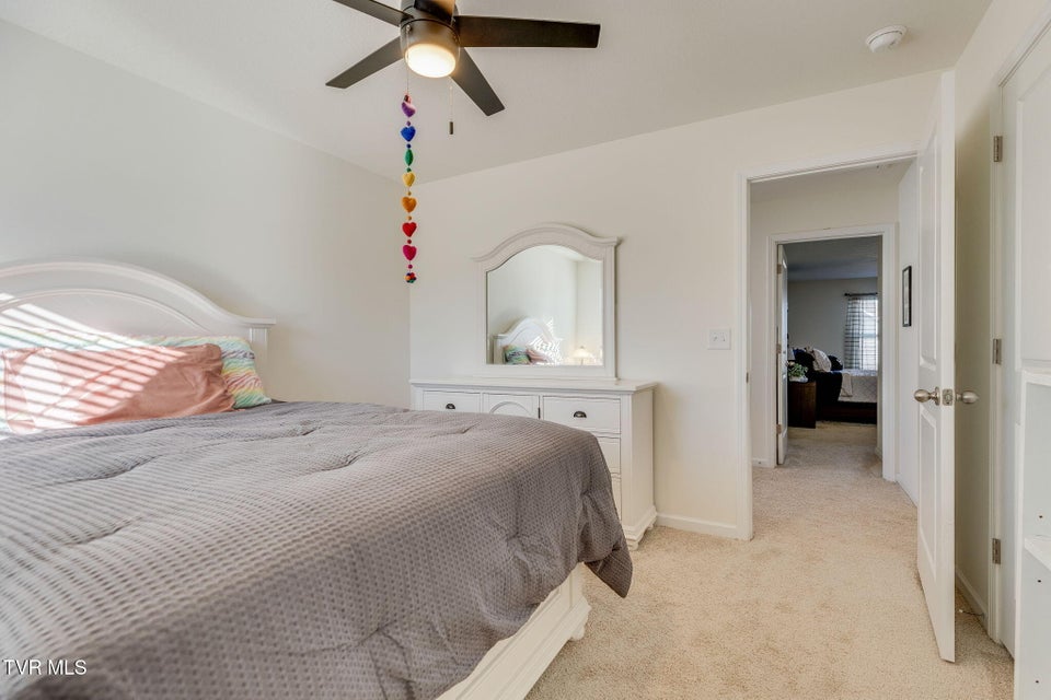 Photo #20: 570 Sedgewick Way