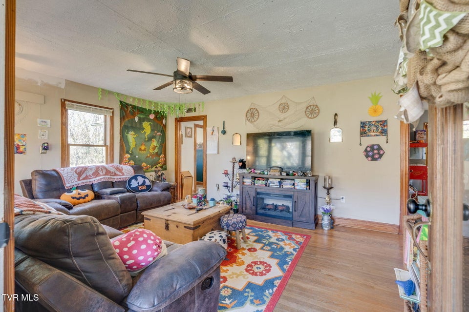 Photo #5: 2345 Allens Bridge Road