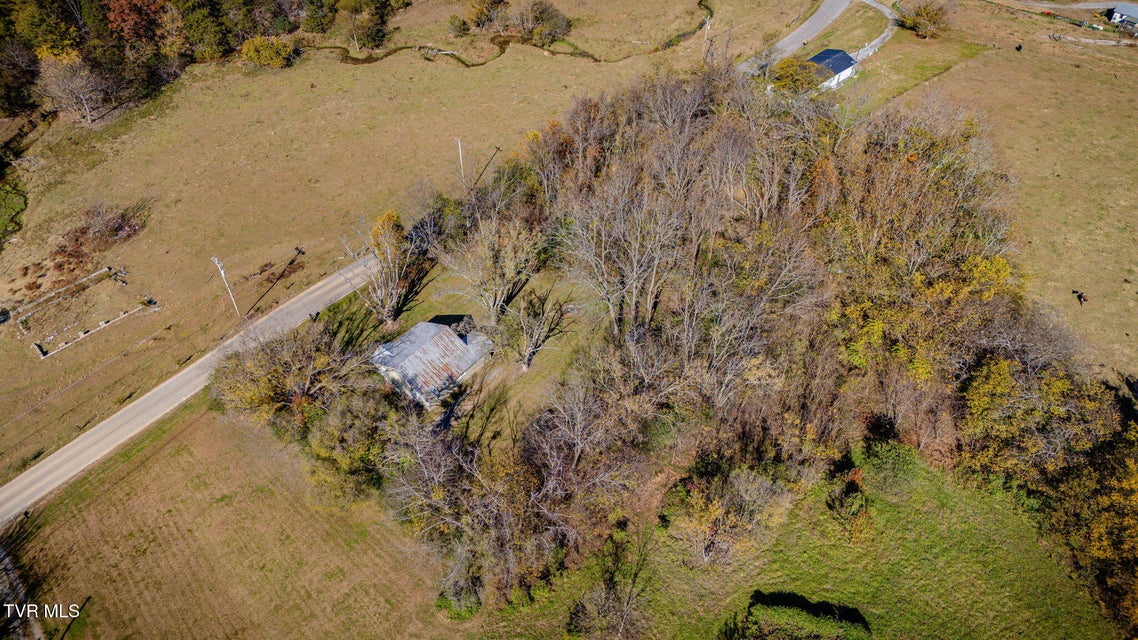 Photo #33: 2345 Allens Bridge Road