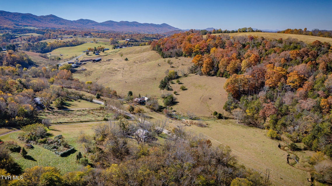 Photo #35: 2345 Allens Bridge Road