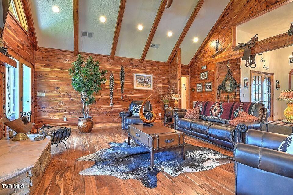 Photo #16: 251 Fee Trail