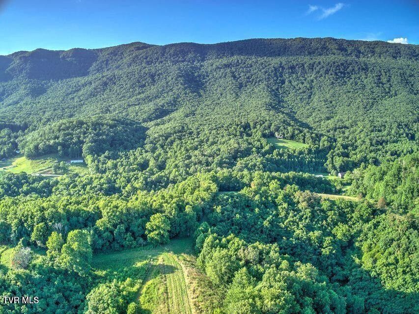 Photo #52: 251 Fee Trail