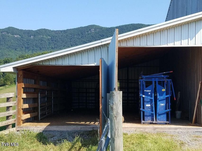 Photo #68: 251 Fee Trail