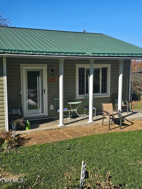 Photo #3: 165 Sun Valley Street