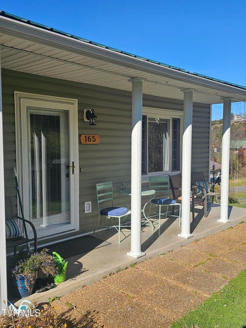 Photo #5: 165 Sun Valley Street