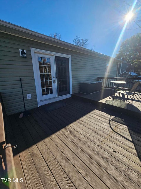 Photo #10: 165 Sun Valley Street