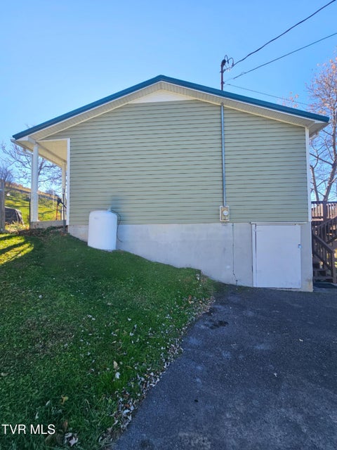 Photo #7: 165 Sun Valley Street