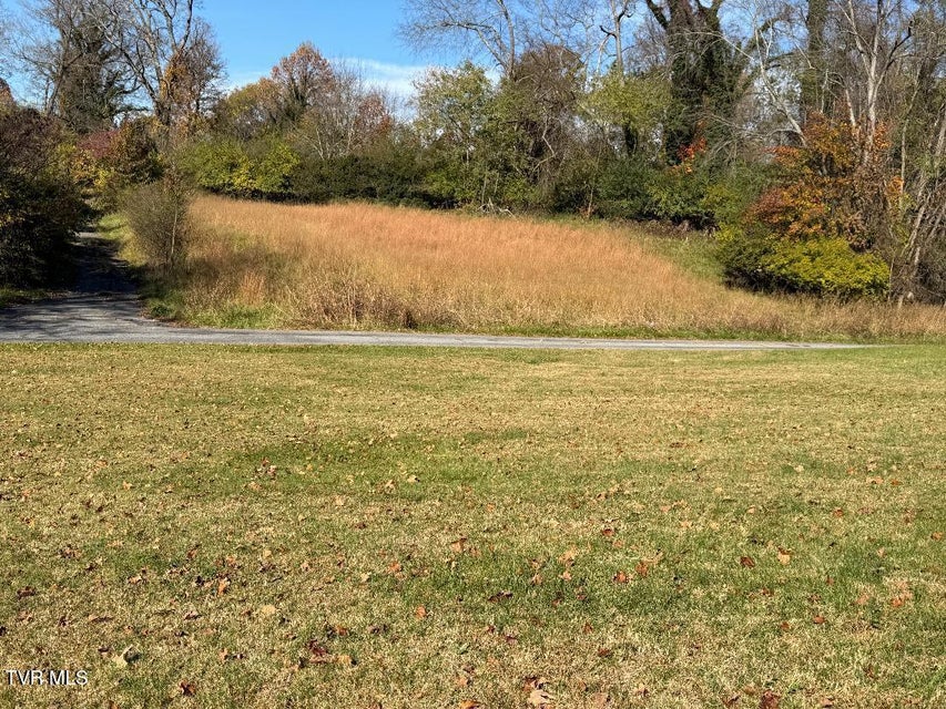 Photo #14: 155 Flannagan Drive Drive