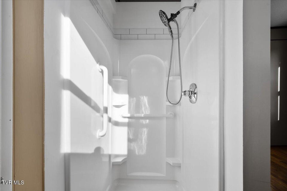 Photo #12: 1028 Piedmont Avenue