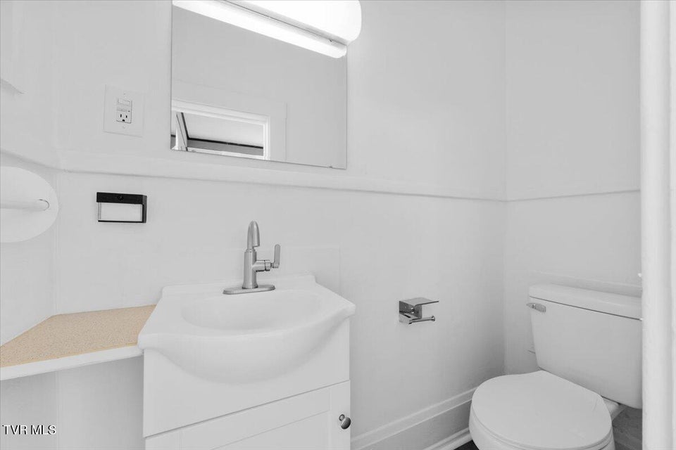 Photo #13: 1028 Piedmont Avenue