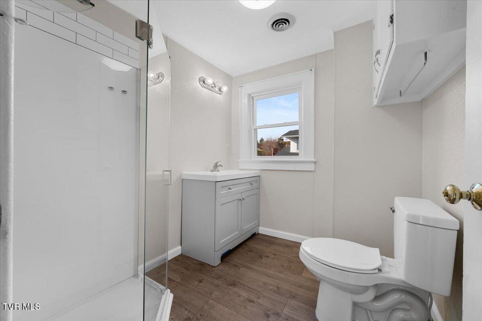 Photo #32: 1028 Piedmont Avenue