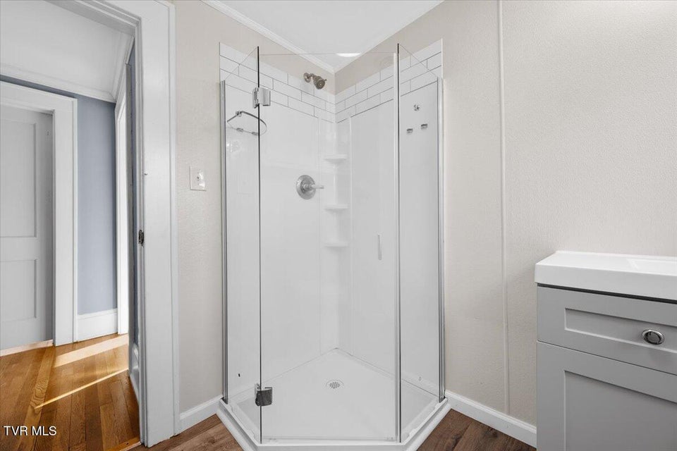 Photo #33: 1028 Piedmont Avenue