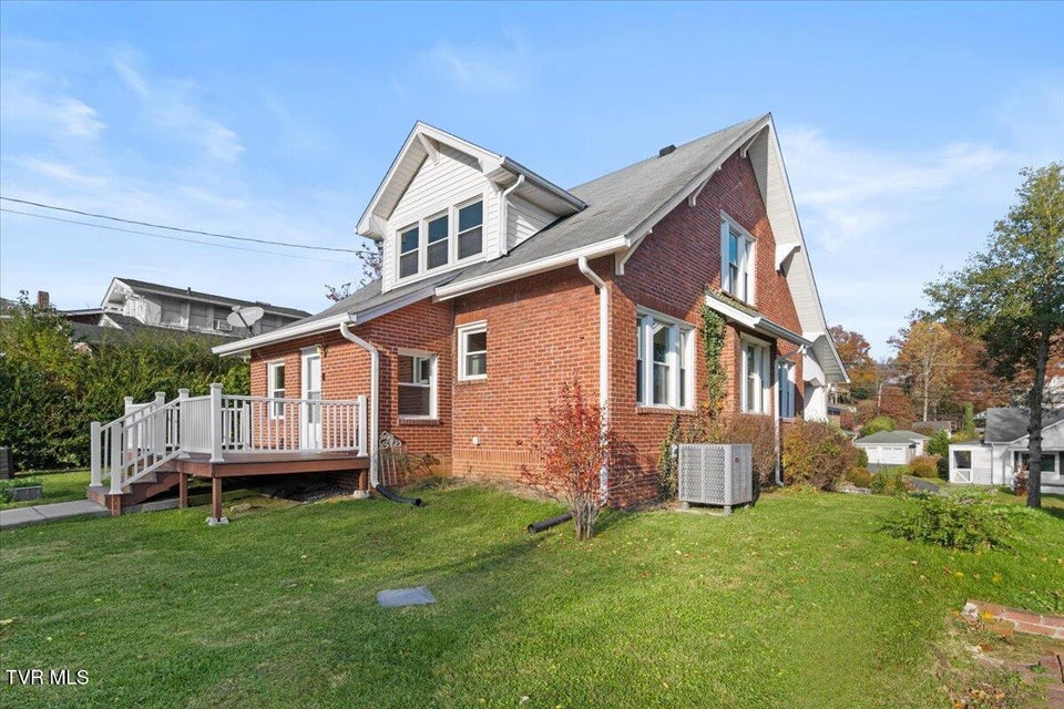 Photo #43: 1028 Piedmont Avenue