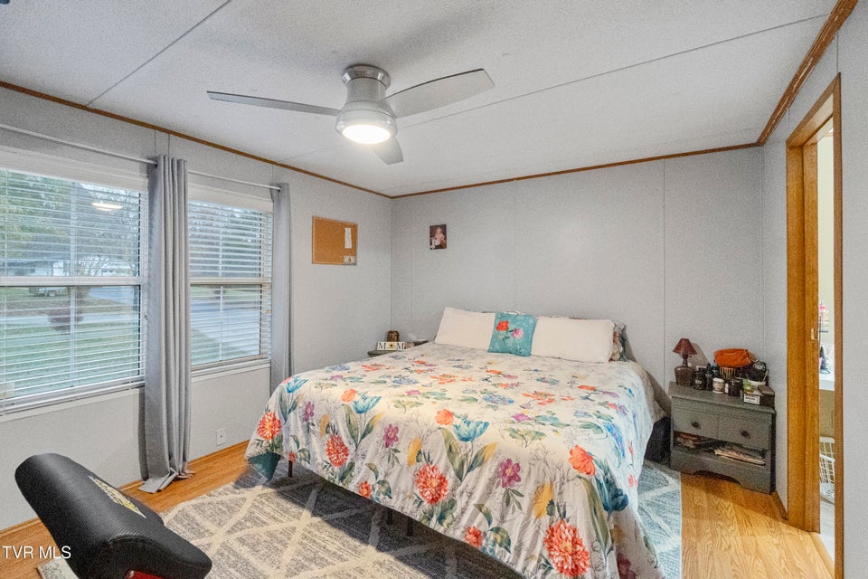 Photo #33: 114 Paul Mathes Road