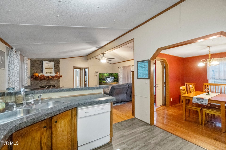 Photo #26: 114 Paul Mathes Road