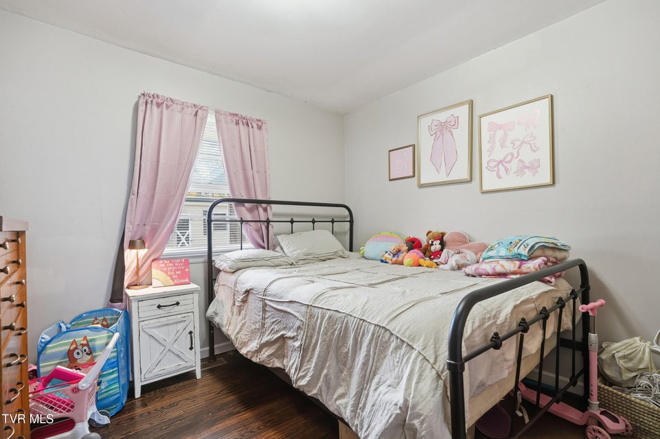 Photo #15: 213 Scott Road